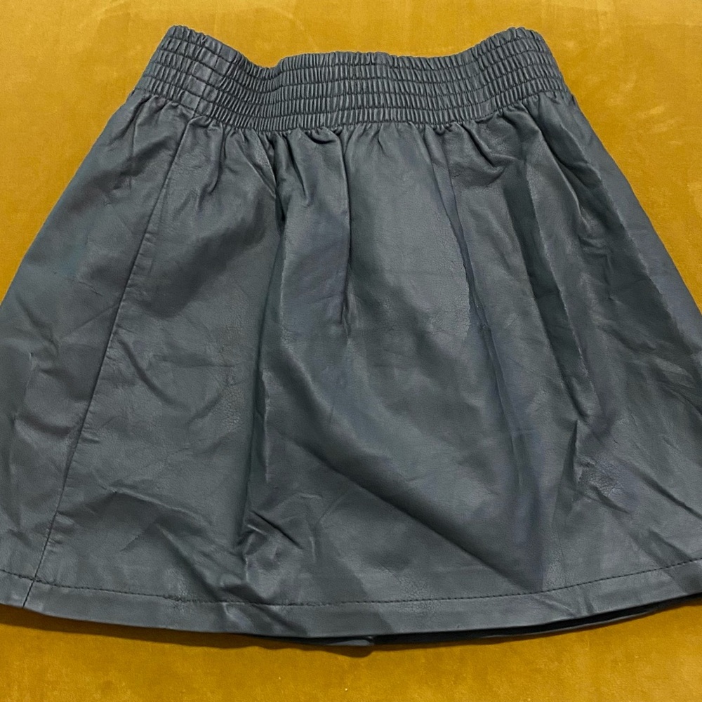 Grey XL Pleather Short Skirt